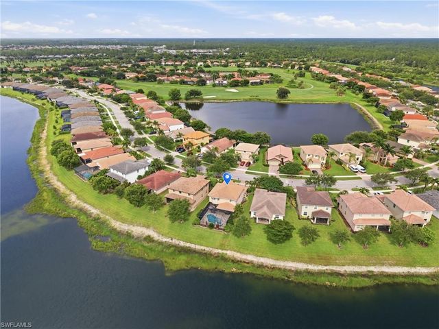 1517 Birdie DR, Naples, FL 34120