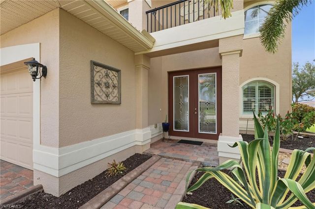 1517 Birdie DR, Naples, FL 34120