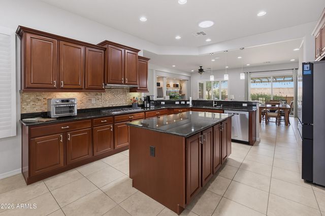 26180 W LOUISE Drive, Buckeye, AZ 85396