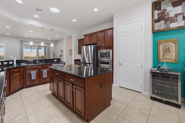 26180 W LOUISE Drive, Buckeye, AZ 85396