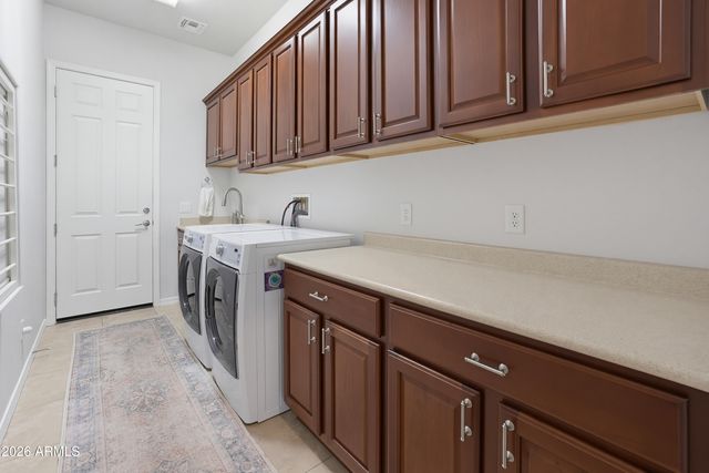 26180 W LOUISE Drive, Buckeye, AZ 85396