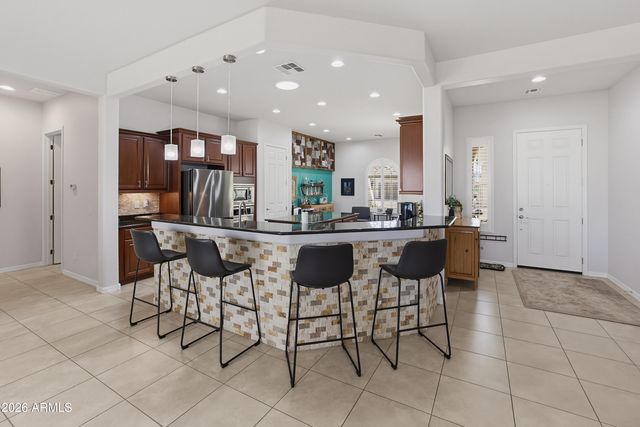 26180 W LOUISE Drive, Buckeye, AZ 85396