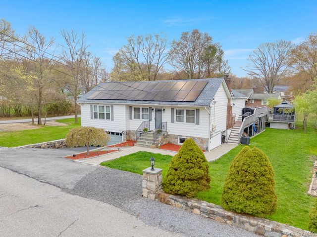 50 Meadow Sweet Road, Cortlandt Manor, NY 10567