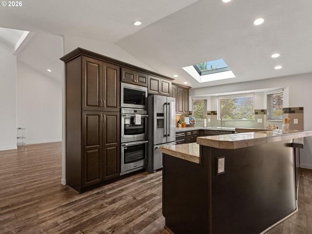 1200 Ne 68TH St, Vancouver, WA 98665