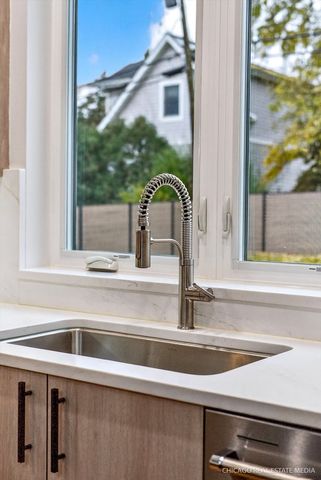 6090 Belmont Road, Downers Grove, IL 60516