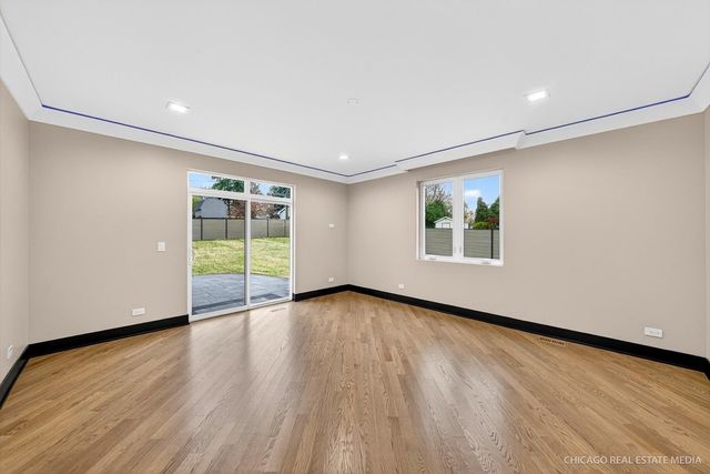 6090 Belmont Road, Downers Grove, IL 60516