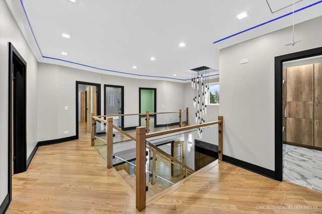 6090 Belmont Road, Downers Grove, IL 60516