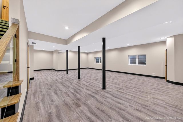 6090 Belmont Road, Downers Grove, IL 60516