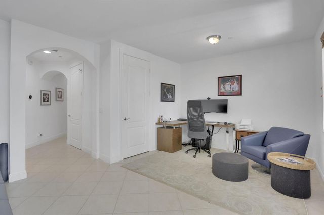 5660 NE Trieste Way, Boca Raton, FL 33487