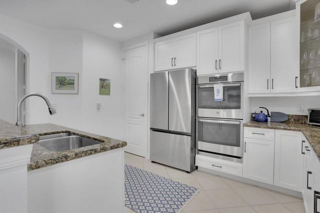 5660 NE Trieste Way, Boca Raton, FL 33487