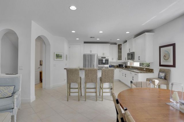 5660 NE Trieste Way, Boca Raton, FL 33487