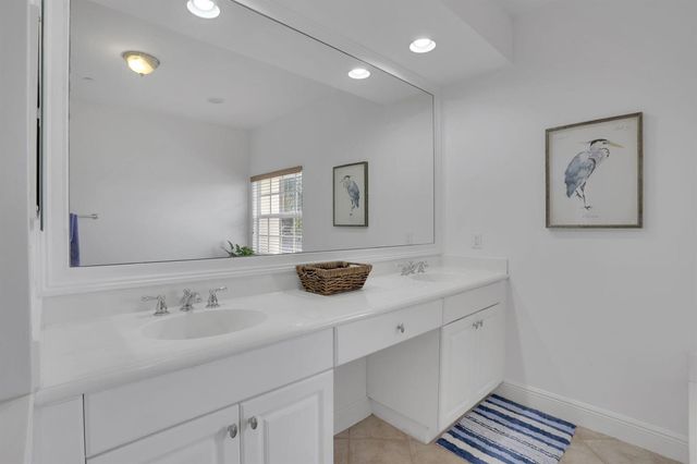 5660 NE Trieste Way, Boca Raton, FL 33487