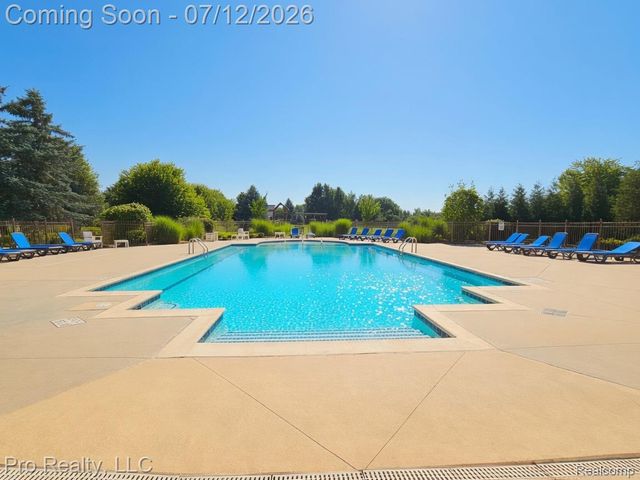 13838 Fawn Woods Court, Plymouth Charter Township, MI 48170