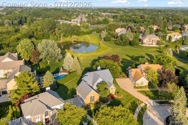 13838 Fawn Woods Court, Plymouth Charter Township, MI 48170