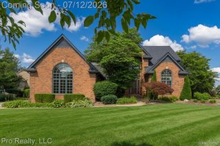 13838 Fawn Woods Court, Plymouth Charter Township, MI 48170