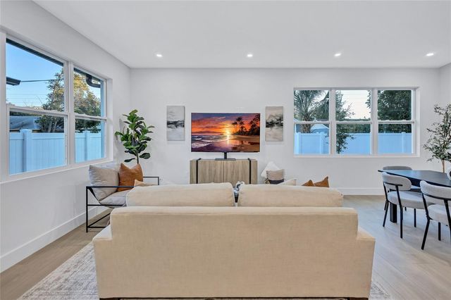 5518 NEWTON AVENUE S, Gulfport, FL 33707