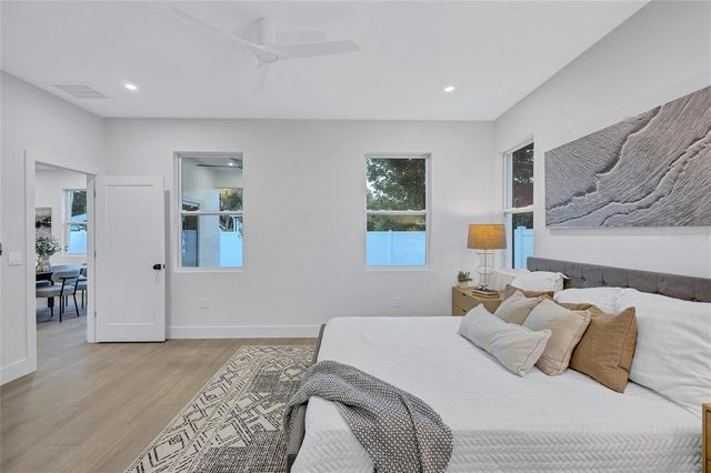 5518 NEWTON AVENUE S, Gulfport, FL 33707