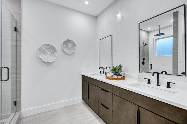 5518 NEWTON AVENUE S, Gulfport, FL 33707