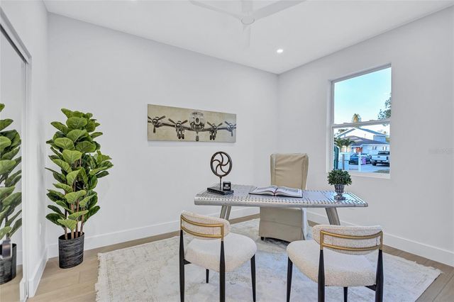 5518 NEWTON AVENUE S, Gulfport, FL 33707