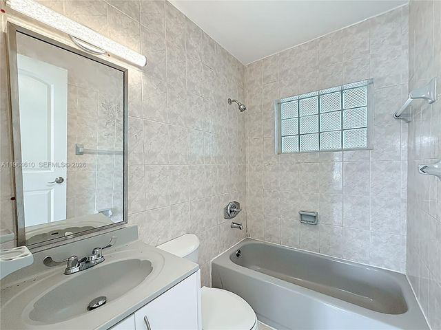 6819 SW 25th St, Miami, FL 33155