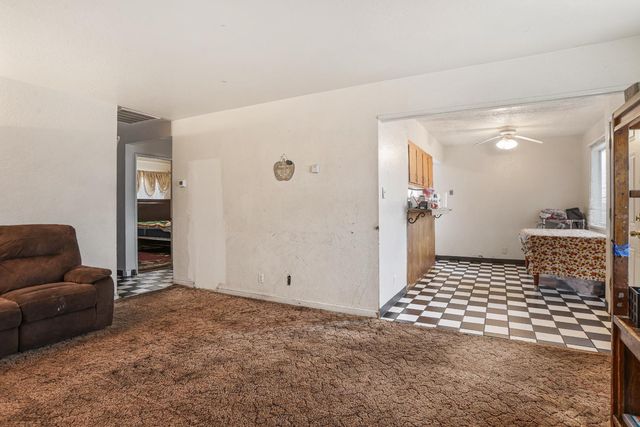 20 Shilling Ave, Lathrop, CA 95330