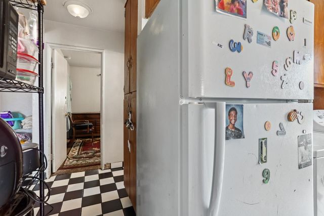 20 Shilling Ave, Lathrop, CA 95330