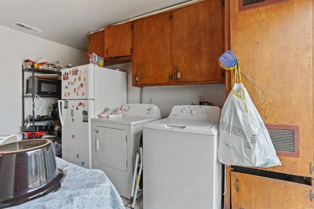 20 Shilling Ave, Lathrop, CA 95330