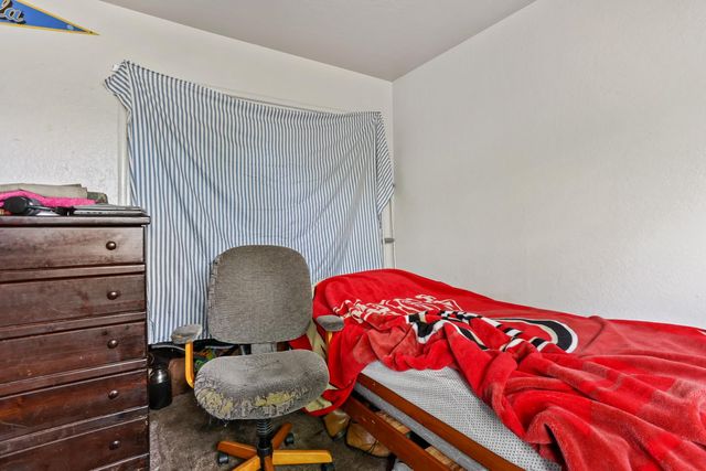 20 Shilling Ave, Lathrop, CA 95330