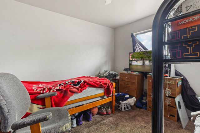 20 Shilling Ave, Lathrop, CA 95330