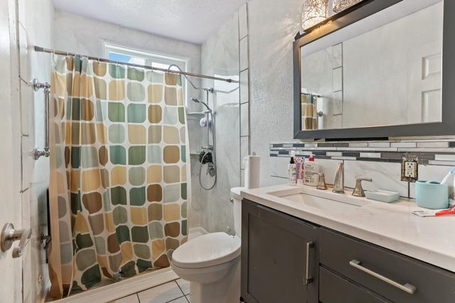 20 Shilling Ave, Lathrop, CA 95330