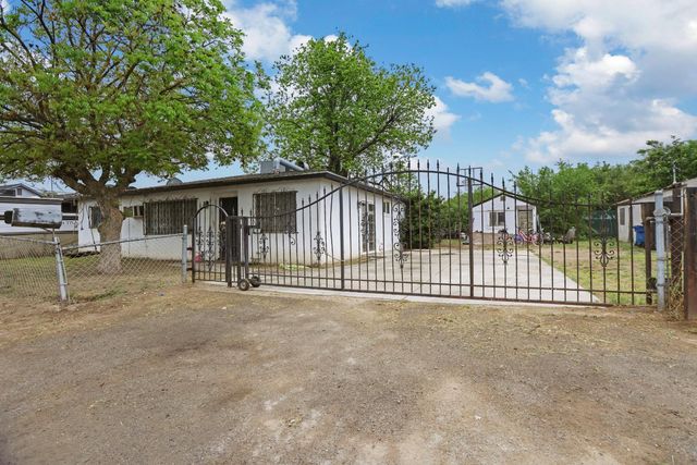 20 Shilling Ave, Lathrop, CA 95330