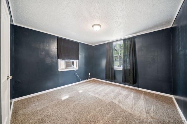 1015 N Main Street, Sand Springs, OK 74063
