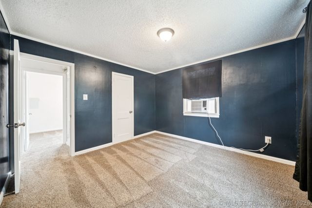 1015 N Main Street, Sand Springs, OK 74063