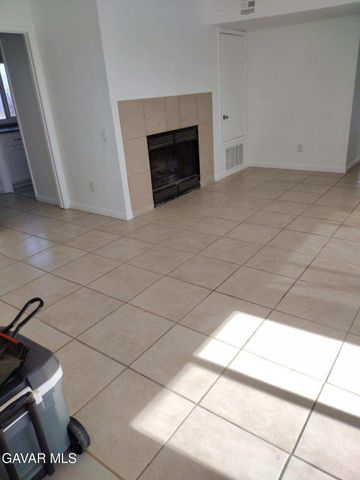 8711 S Loop Boulevard, California City, CA 93505