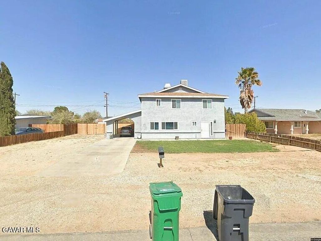 8711 S Loop Boulevard, California City, CA 93505