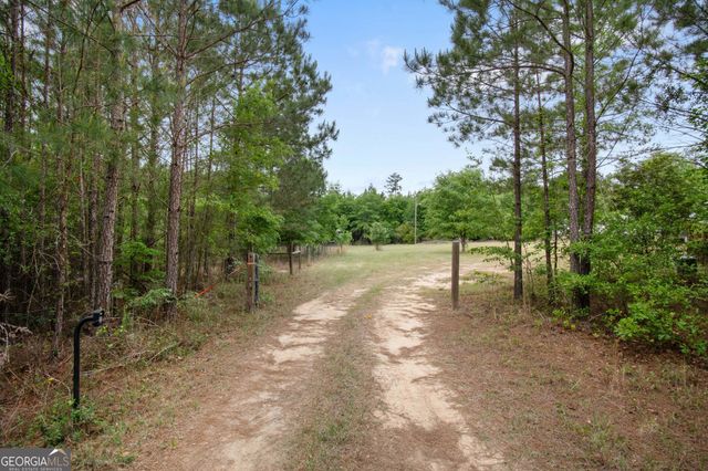 562 Boll Weevil Road, Waynesboro, GA 30830