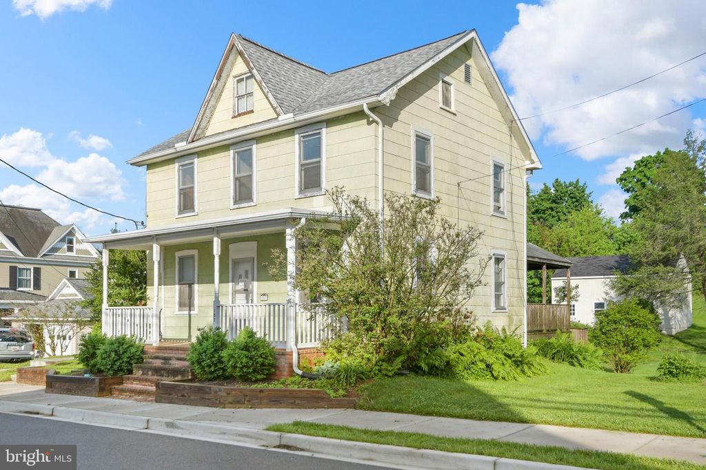 107 BROAD ST, Middletown, MD 21769