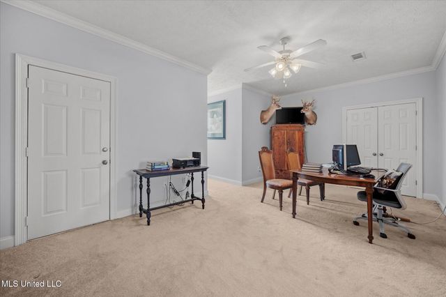 25 Savannah Circle, Brandon, MS 39047