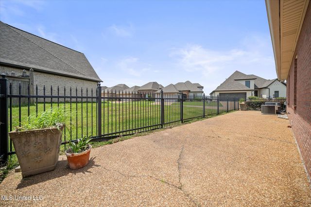 25 Savannah Circle, Brandon, MS 39047