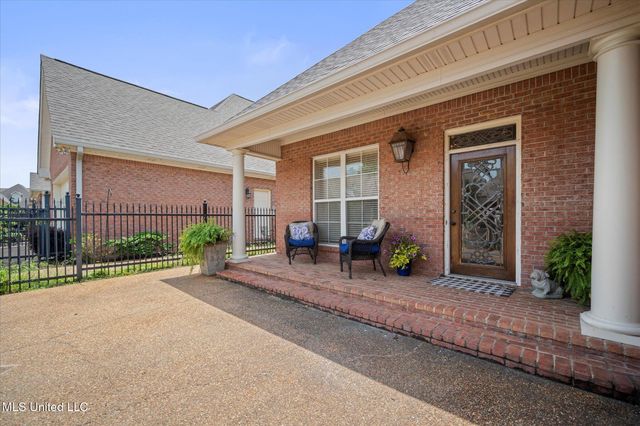 25 Savannah Circle, Brandon, MS 39047