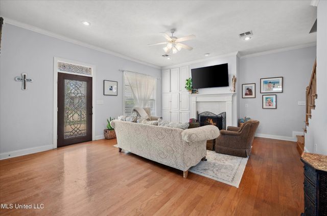 25 Savannah Circle, Brandon, MS 39047