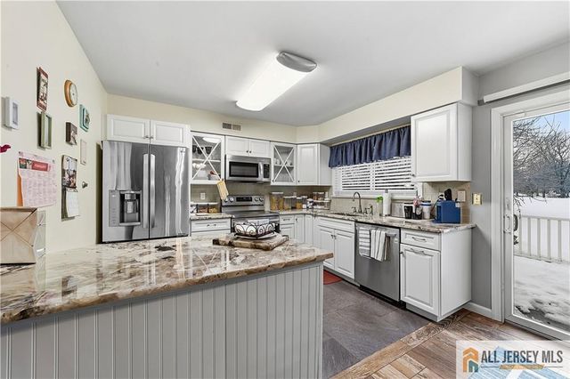 491 Delair Road 491B, Monroe, NJ 08831