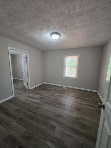 3645 Saturn Drive, Atlanta, GA 30331