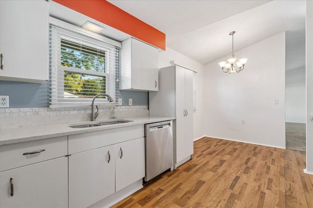 2801 Daventry Avenue, Portage, MI 49024