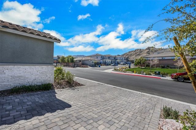 5530 Hill Spire Street, Las Vegas, NV 89166
