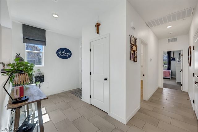 5530 Hill Spire Street, Las Vegas, NV 89166