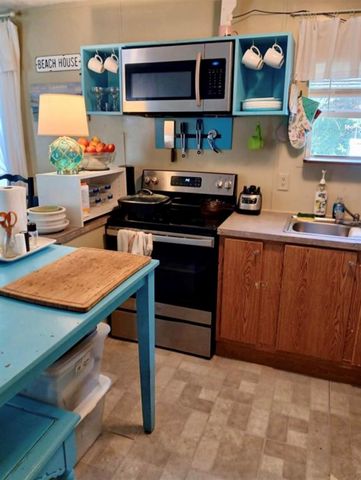 333 9th Street, San Leon, TX 77539