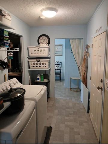 333 9th Street, San Leon, TX 77539