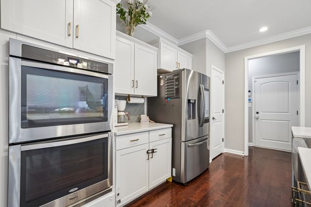 675 Sturdivant Dr, Clarksville, TN 37042