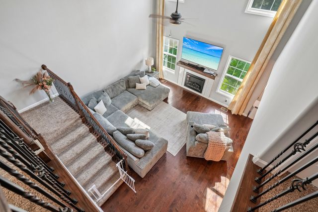675 Sturdivant Dr, Clarksville, TN 37042